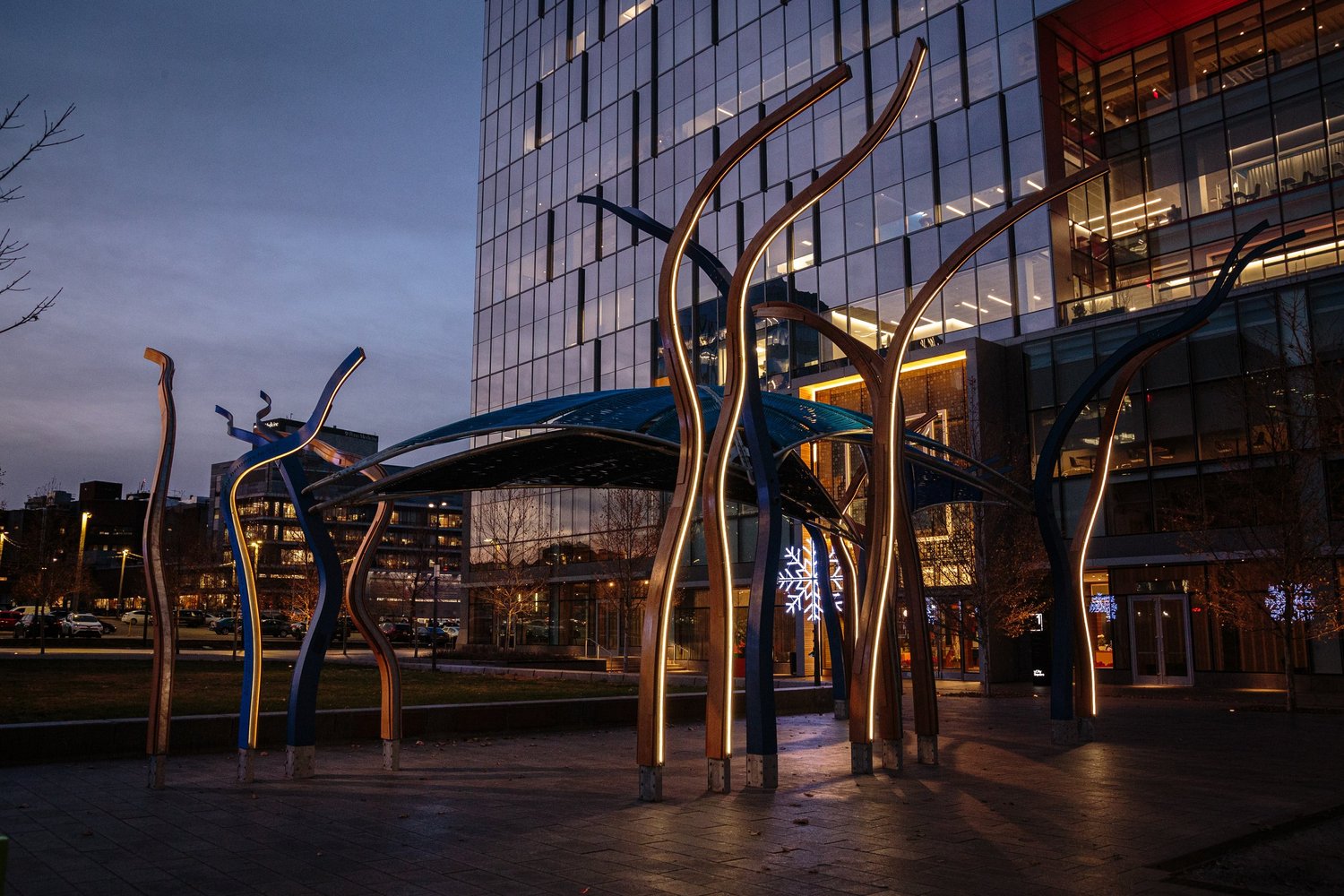 The sculpture after dark.