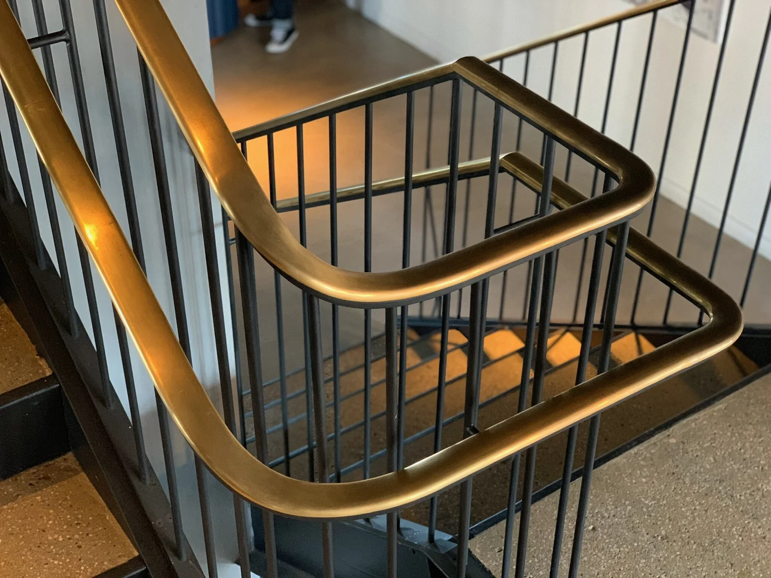 Gooseneck Railing